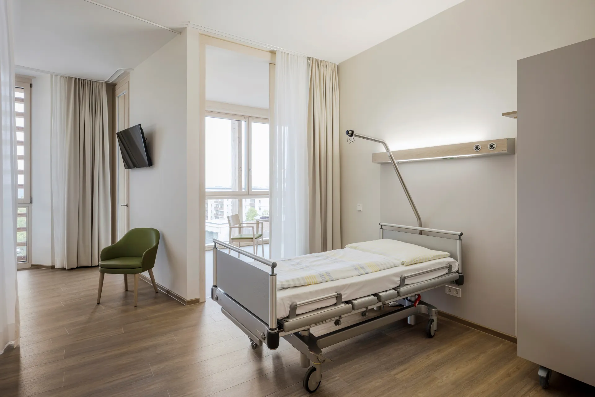 Heilende Architektur, die alle Sinne anspricht – Das neue Kapitel der Waldkliniken Eisenberg